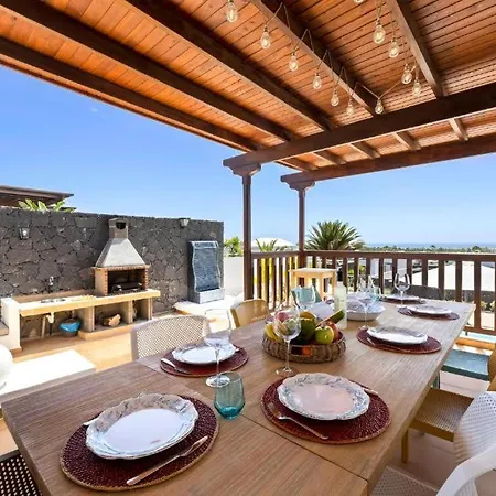 فيلة Lanzarote Ascanio بلايا بلانكا